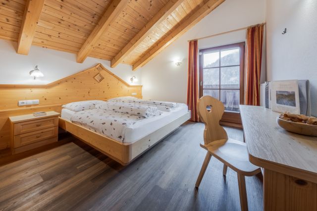 Double rooms or twin room for 2 persons Image: room type 2