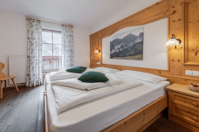 Double rooms or twin room for 2 persons Image: room type 2